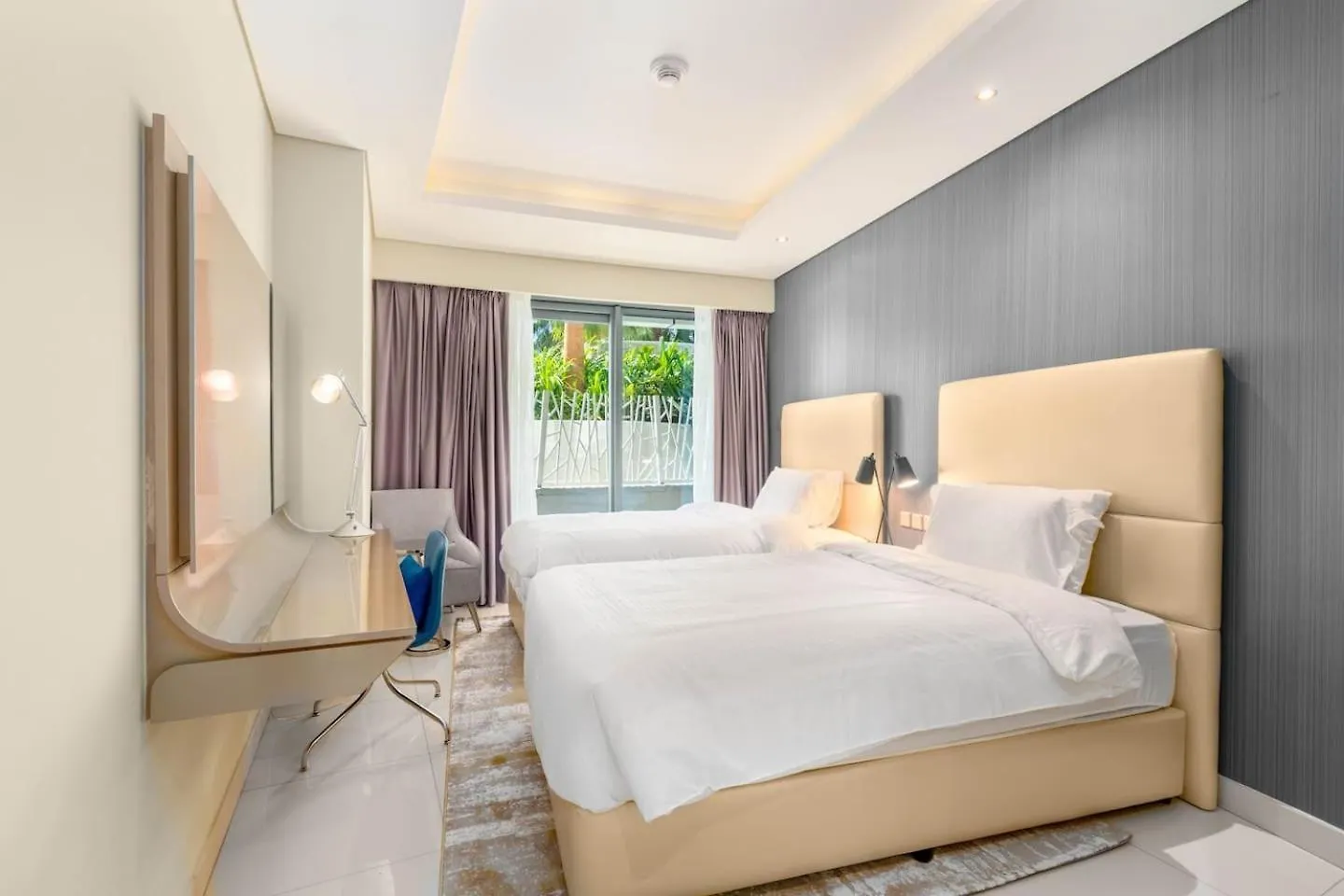 Apartment White Sage - Glamorous & Spacious 2Br At Damac Paramount Towers Dubai United Arab Emirates